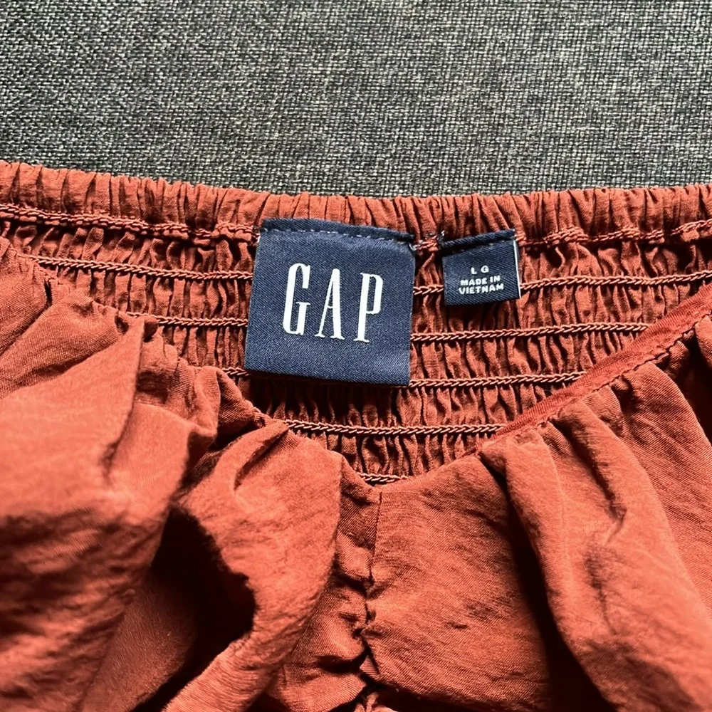 Rust Ruched Puff sleeves - Picture 2 of 4